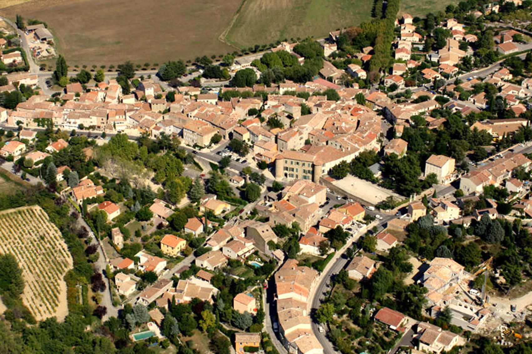 Peynier